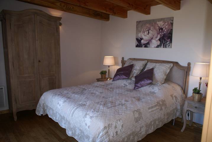 Gîte pour 5 personnes, avec jacuzzi ainsi que piscine et sauna, adapté aux familles à Dompierre-les-Églises - 4