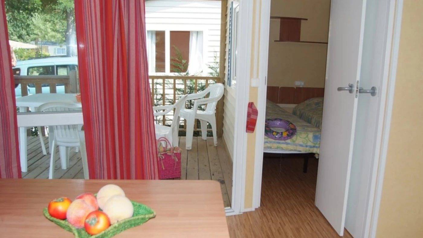 Zecamping 3 étoiles mobil-home Tv clim 27m2 in Moustiers-Sainte-Marie, Parc naturel régional du Verdon