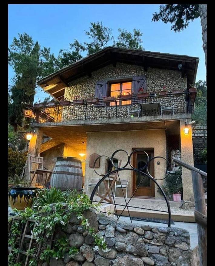 Location de vacances pour 6 personnes, avec jardin ainsi que jacuzzi et piscine à Camporosso - 4