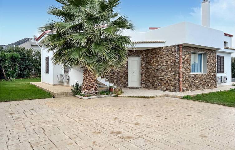Gemütliche 90sqm Wohnung mit Terrasse, Parkplatz & Internet, Altavilla Milicia in Torre Colonna-Sperone, Altavilla Milicia
