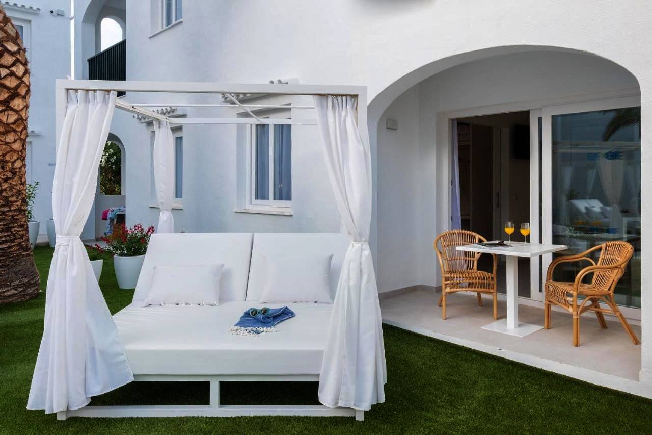 Fergus Style Carema Beach in Cala en Bosc, Ciutadella