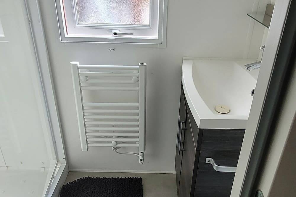 Mobil Home Ds Camping 4 Etoiles 300M De La Plage in Saint-Brevin-les-Pins, Côte de Jade