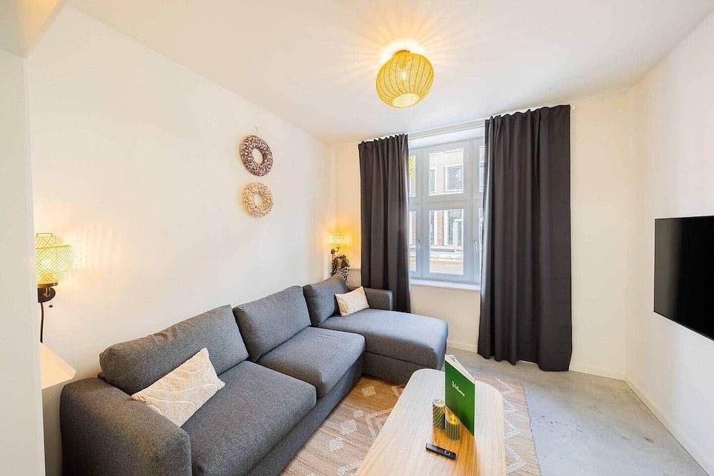 Ganze Wohnung, Urban Luxe 70m2 Three-Bedroom Apartment in Eindhoven, Nordbrabant