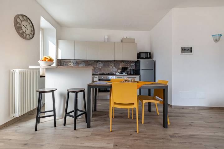 Appartamento intero, Appartamento 'Casa Bepi' con vista lago, terrazza privata e Wi-Fi in Tremosine, Prealpi Gardesane