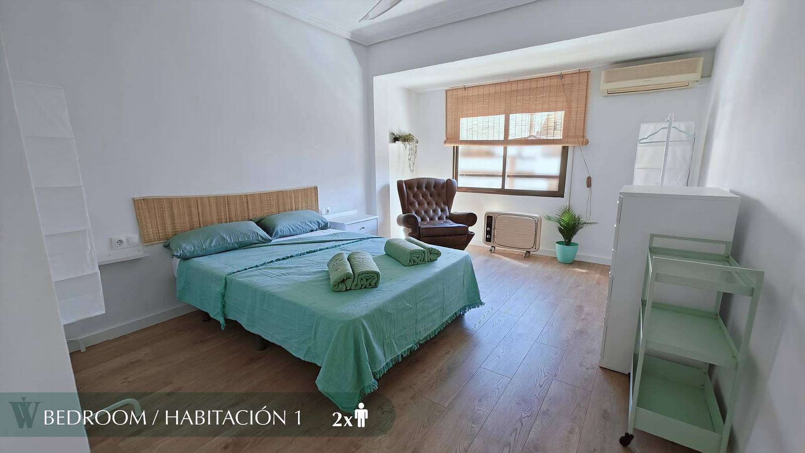 Ganze Wohnung, Ferienwohnung für 9 Personen mit Balkon in Port de Sagunt, Sagunto