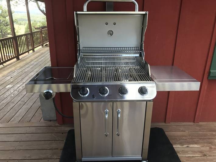 Vacation rental for 6 people, with terrace and hot tub, with pets in Pikes Peak