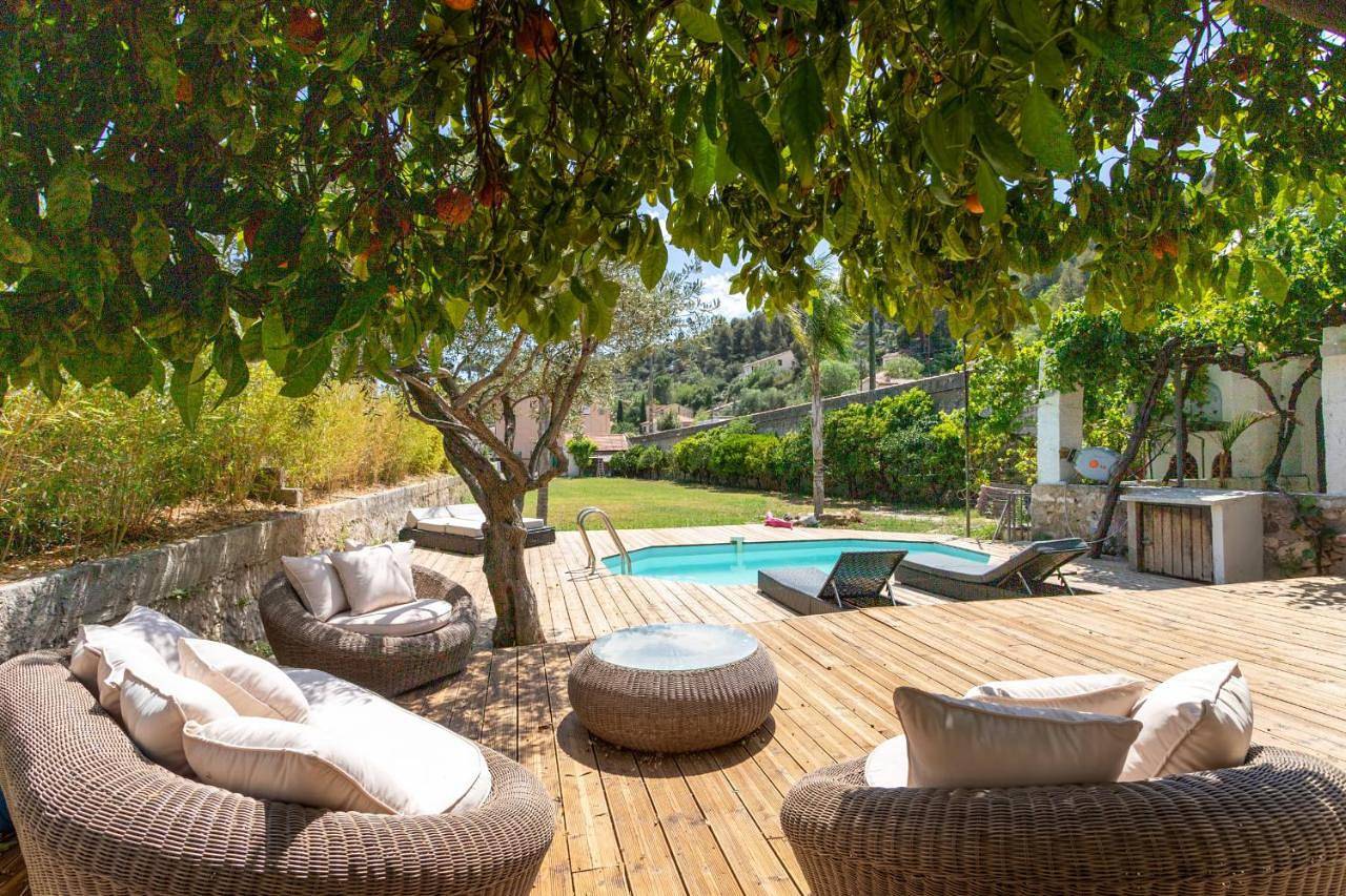 "Le Cabanon" Piscine et jardin sans vis à vis à 15 min des plages, parking in Ollioules, Côte méditerranéenne (France)