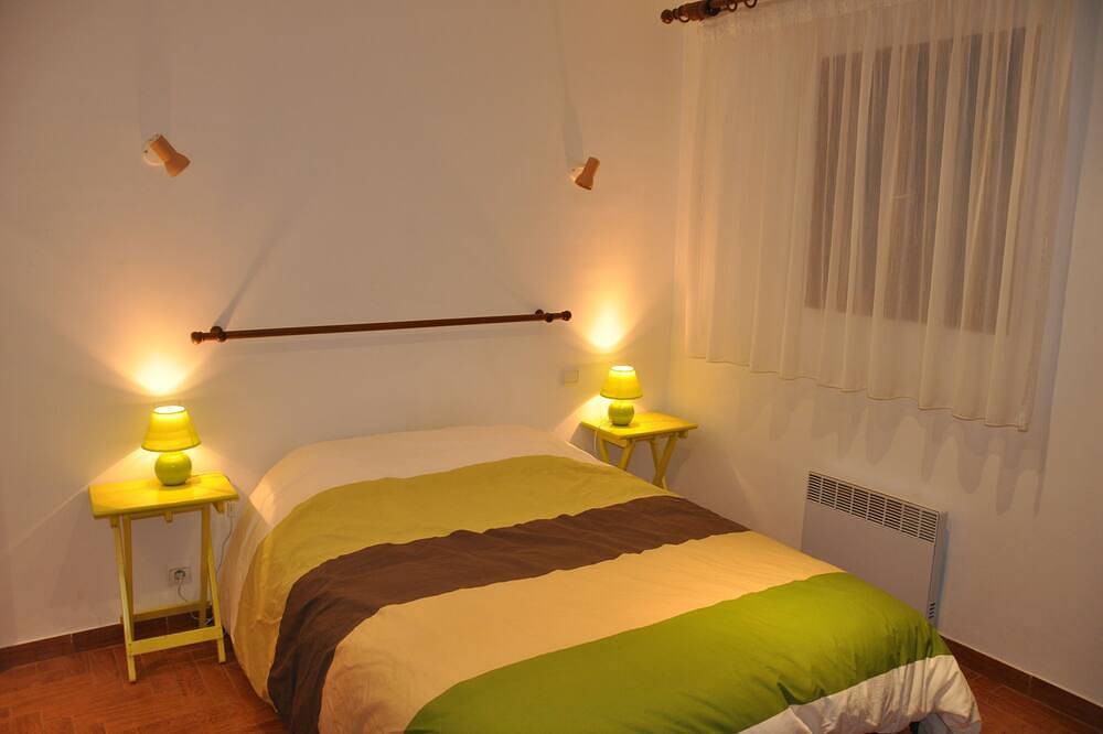 Beautiful Villa on 4200 M2 - Large swimming pool - Not overlooked- 10/14 persons in Flassans-sur-Issole, Brignoles region