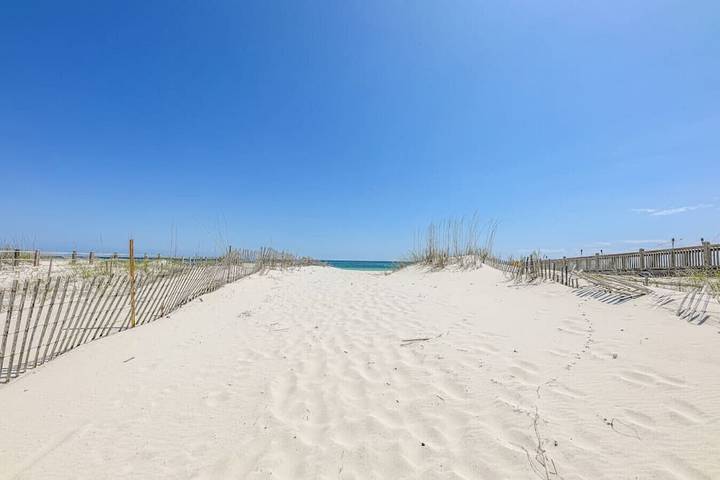 Vacation rental for 6 people, with yard and balcony, with pets in Fort Morgan