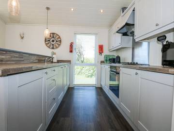 Chalet for 6 People in Gwynedd, North-Wales, Photo 4