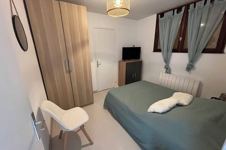 Gîte pour 8 personnes, avec balcon dans Station de Super-Besse (Super-Besse) - 2