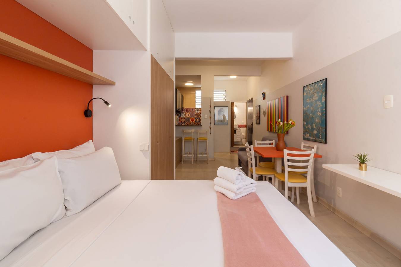 Entire apartment, 10 minutes from Copacabana Beach | Rc305 in Copacabana, Rio de Janeiro