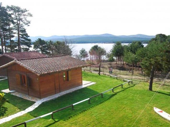 Camping Urbión - Bungalow 4 personen - El Bosque 2 Hab in Soria, Soria Provinz