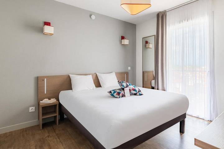 Appart’hôtel pour 6 personnes, avec terrasse à Perpignan
