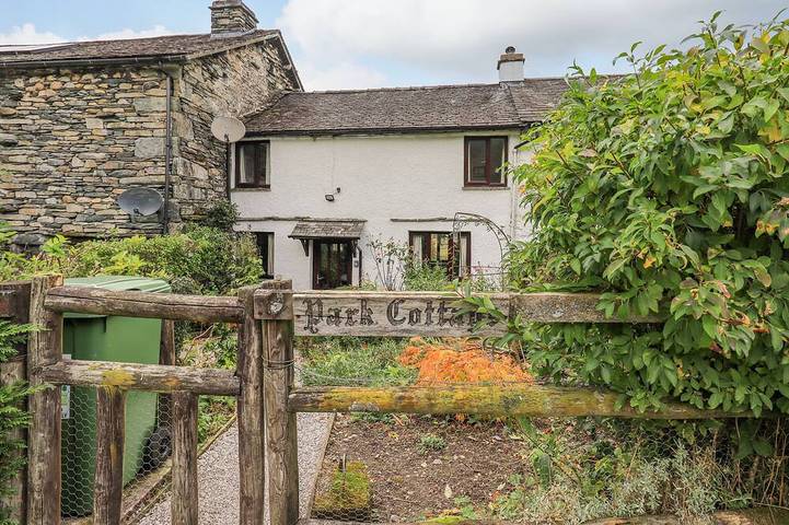 Cottage for 4 people, with garden, with pets in Skelwith Bridge