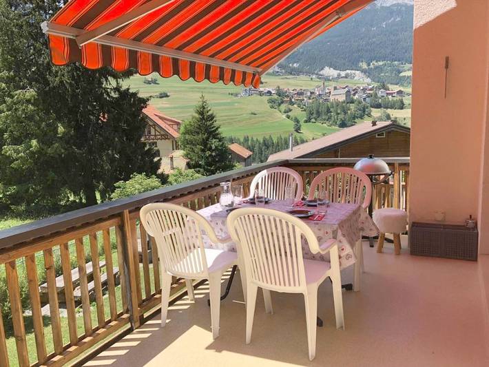 Ferienwohnung für 4 Personen, mit Balkon und Terrasse sowie Ausblick in Cunter