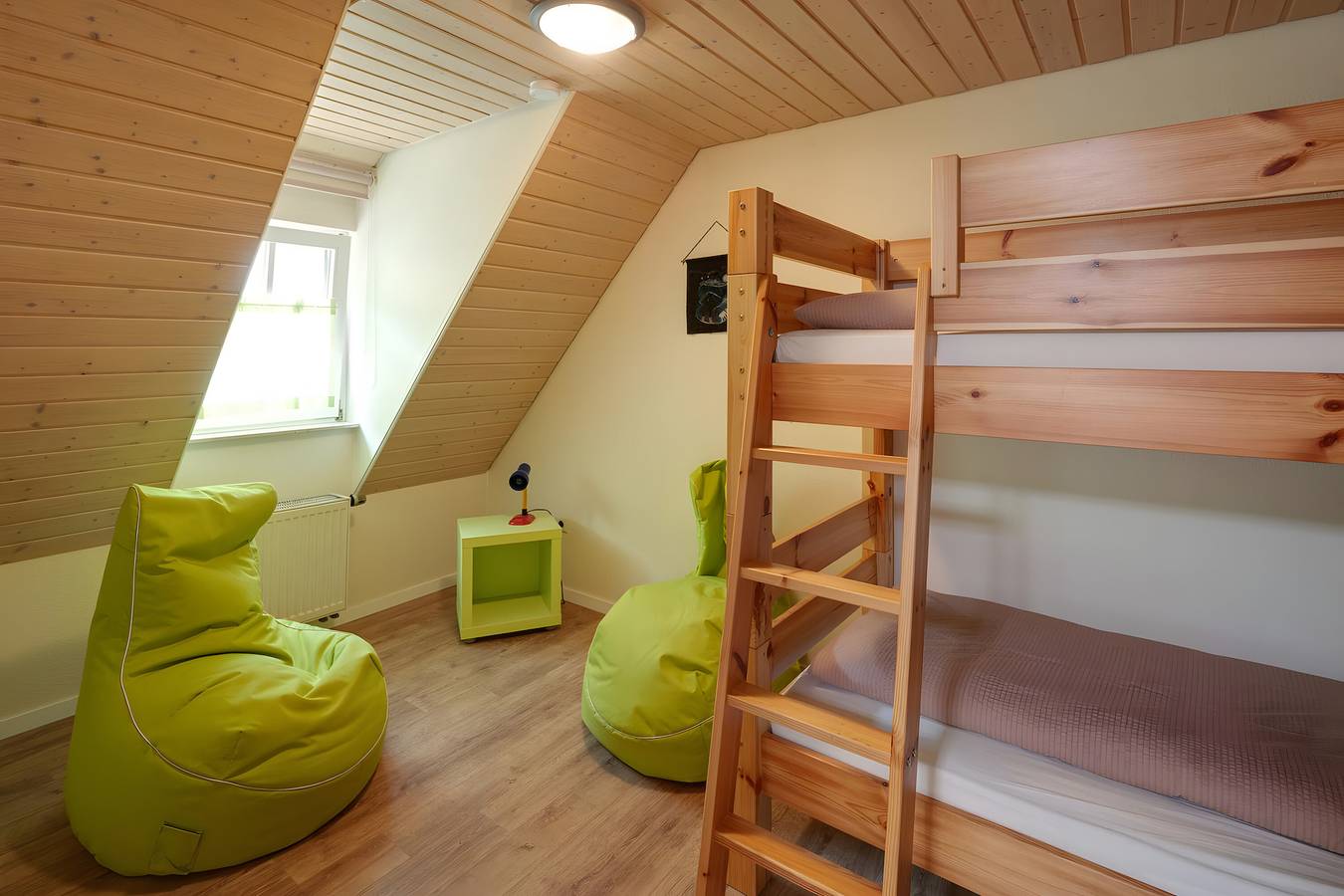 Ganze Wohnung, Ferienwohnung 'Löwenzahn' mit Gemeinschaftsterrasse, Gemeinschaftsgarten und Wi-Fi in Gerabronn, Hohenlohe