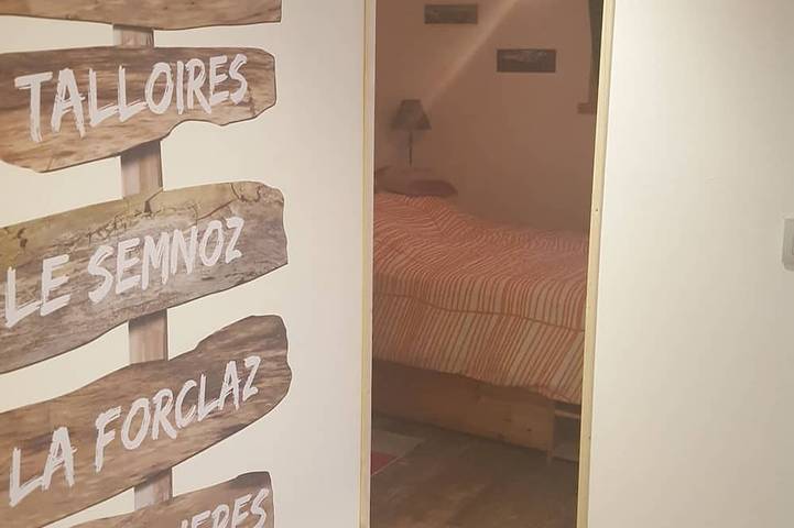Gîte pour 5 personnes, avec jacuzzi ainsi que jardin et balcon à Serraval - 3