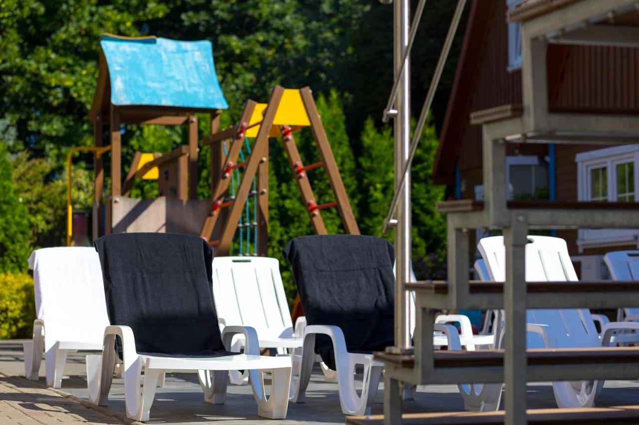 Kompleks Wypoczynkowy Pomerania z podgrzewanym basenem 30 metrów do morza in Rewal, Powiat gryficki