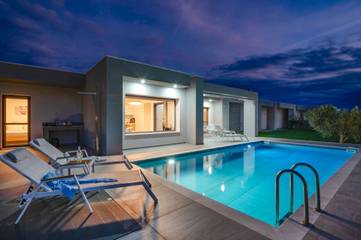 Villa for 4 People in Nea Moudania, Halkidiki, Photo 3