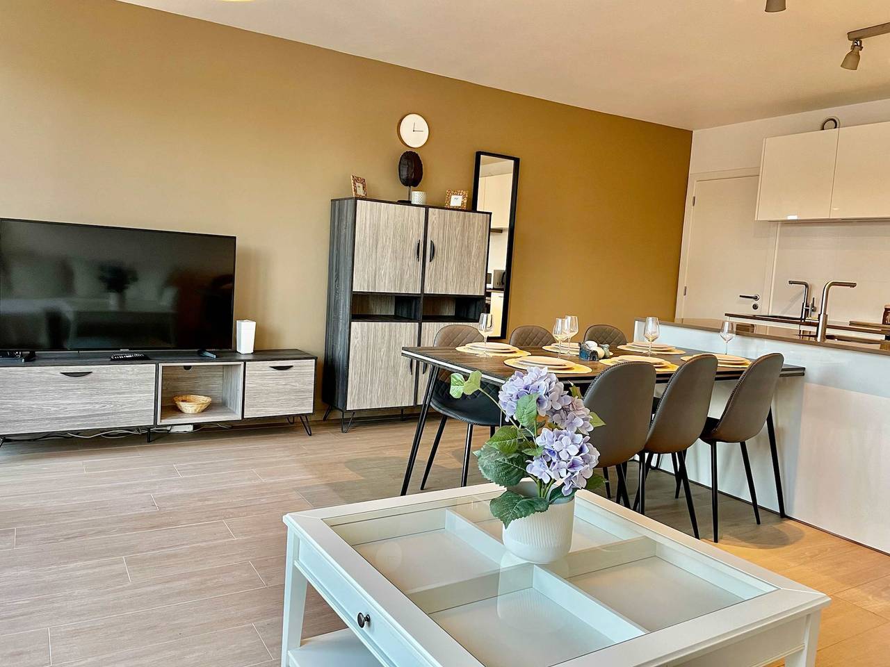 Apartamento entero, Suite deslumbrante ciudad, cerca de Diamonds. in Amberes, Región de Amberes