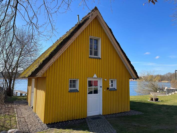 Ferienhaus für 3 Personen, mit Garten und Sauna sowie Seeblick und Ausblick, kinderfreundlich in Mecklenburgische Seenplatte - 3