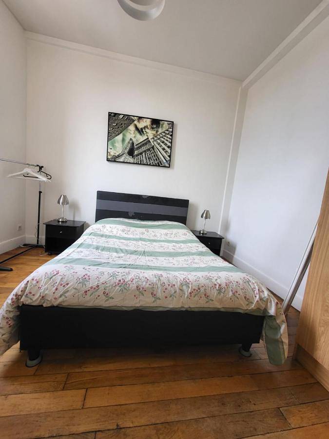 Appartement entier, One-Bedroom Apartment in Montceau-les-Mines, Région de Chalon-sur-Saône