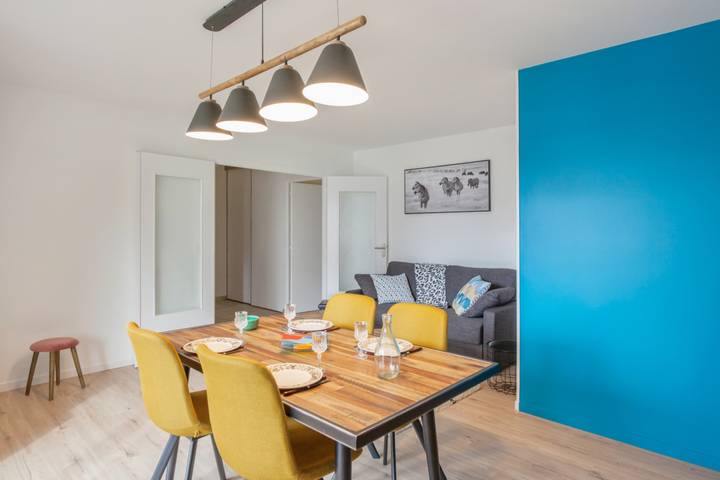 Apartamento entero, Apartamento de vacaciones para 4 personas con balcón in Annecy, Annecy (commune)