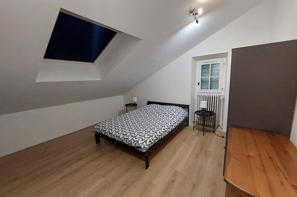 Entire apartment, T3 90 m2 2 bedrooms 2 bathrooms Parking Clos in Gardanne, Aix-en-Provence region