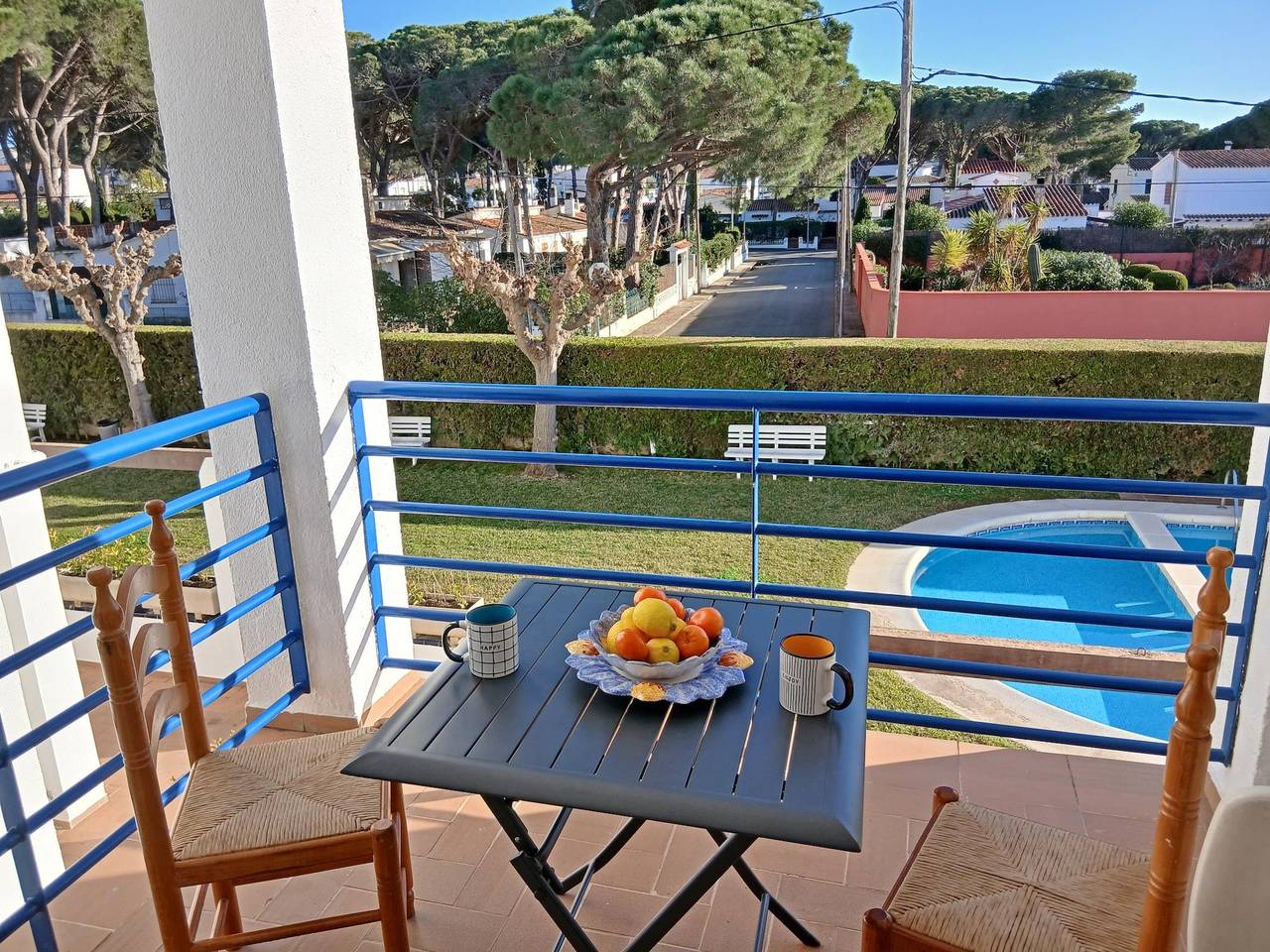 Entire vacation apartment, Lovely flat with pool and terrace. Hutg-006152 in l'Escala, Upper Empordà