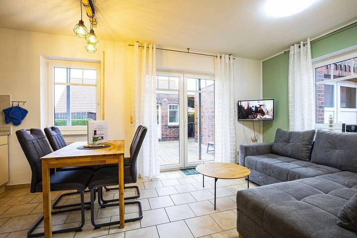 Ferienwohnung für 4 Personen, mit Terrasse und Garten in Werdum