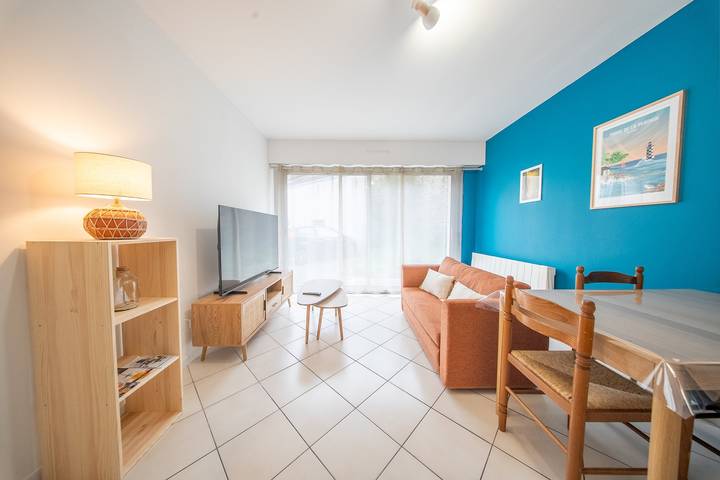 Entire apartment, Escale moderne au cœur du Pays Bigouden in Pont-l'Abbé, Quimper region