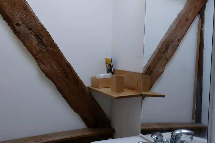 Location de vacances pour 5 personnes, avec terrasse et jardin à Saint-Julien-le-Faucon - 4