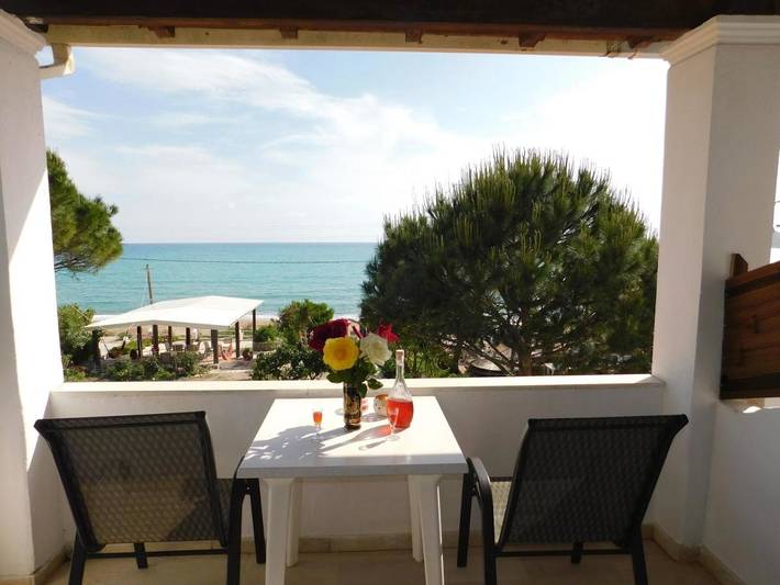 Ferienwohnung für 2 Personen, mit Ausblick und Garten, kinderfreundlich auf Korfu - 4