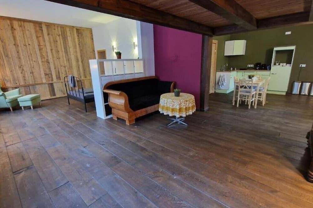 Ganze Wohnung, Liebevoll sanierte Altbauwohnung in Waldsieversdorf, Märkische Schweiz-Oderland