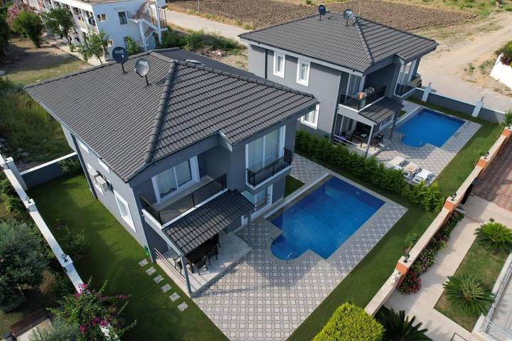 Villa für 5 Personen, mit Ausblick und Garten sowie Pool - 1