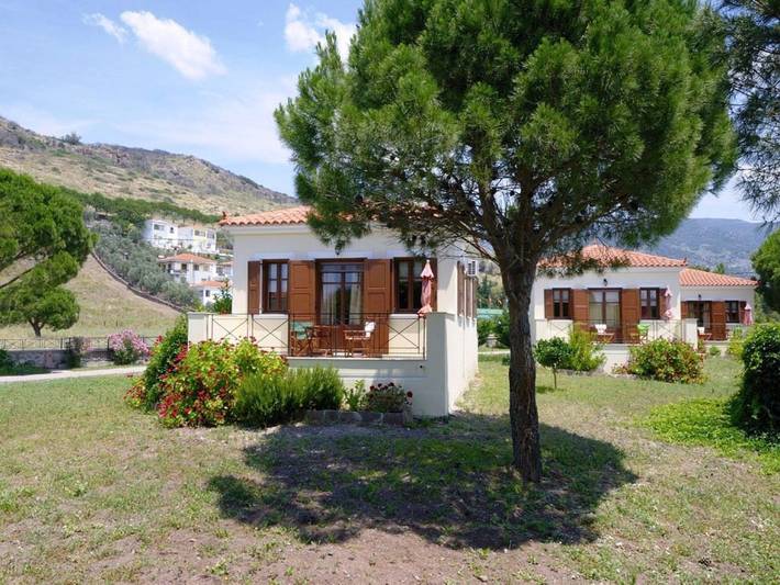 Ferienhaus für 2 Personen, mit Terrasse und Garten auf Lesbos