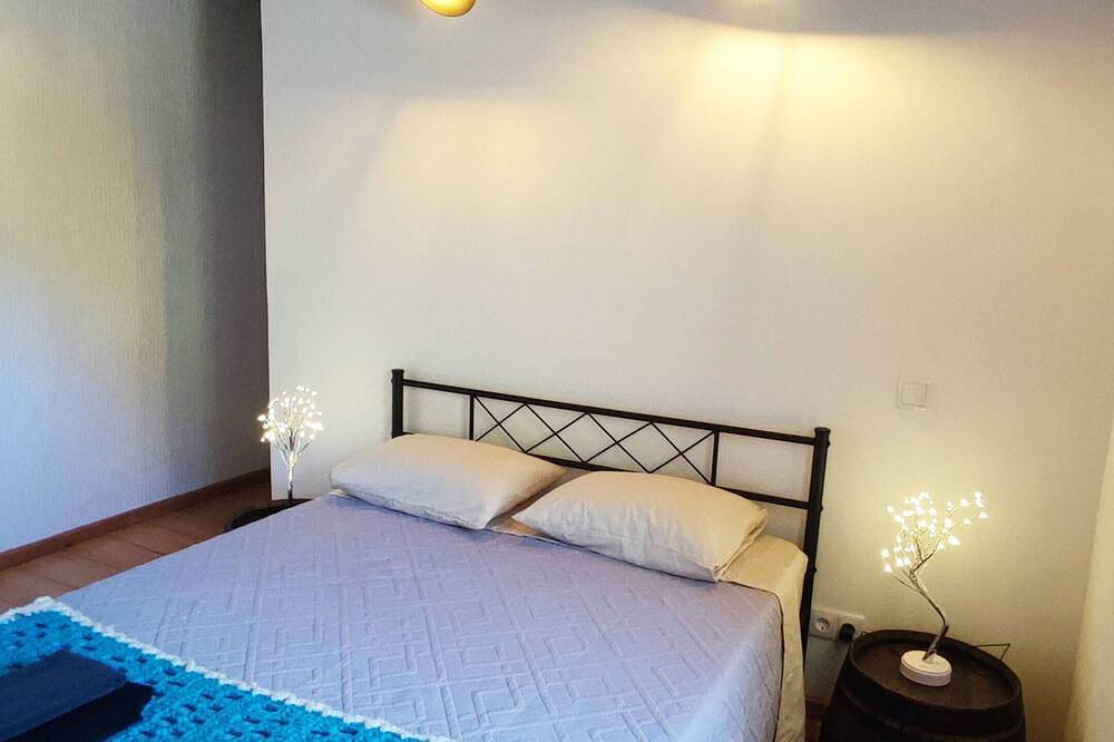 Vítor Manuel Cota Machado in Biscoitos, Terceira (Azoren)