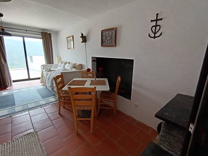 Location de vacances pour 2 personnes, avec vue sur le lac ainsi que balcon et jardin, animaux acceptés à Penafiel - 4