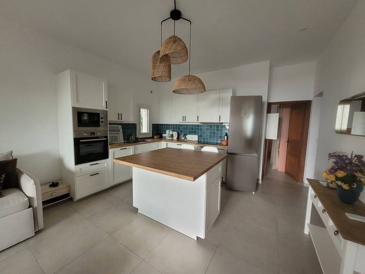 Gîte pour 4 personnes, avec terrasse et jardin à Pietrosella - 2