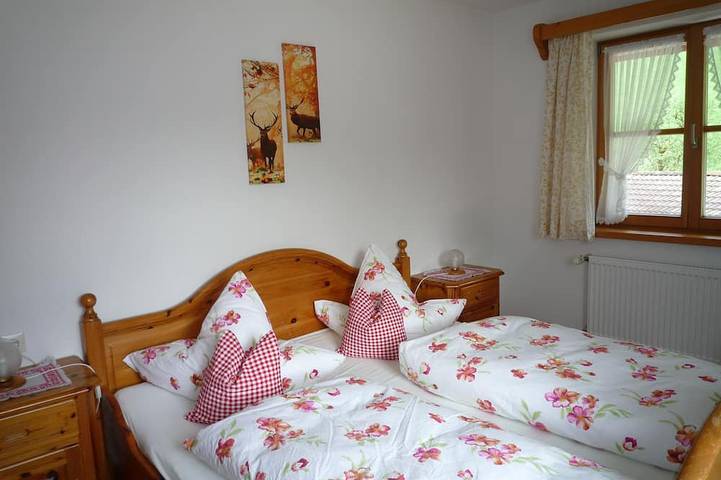 Ferienwohnung für 4 Personen, mit Terrasse und Garten in Schneizlreuth - 2