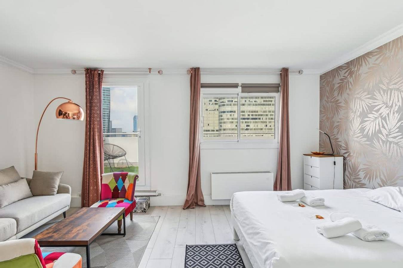 Apartamento entero, Exceptional Apartment with Terrace - La D  fense in Courbevoie, Altos del Sena