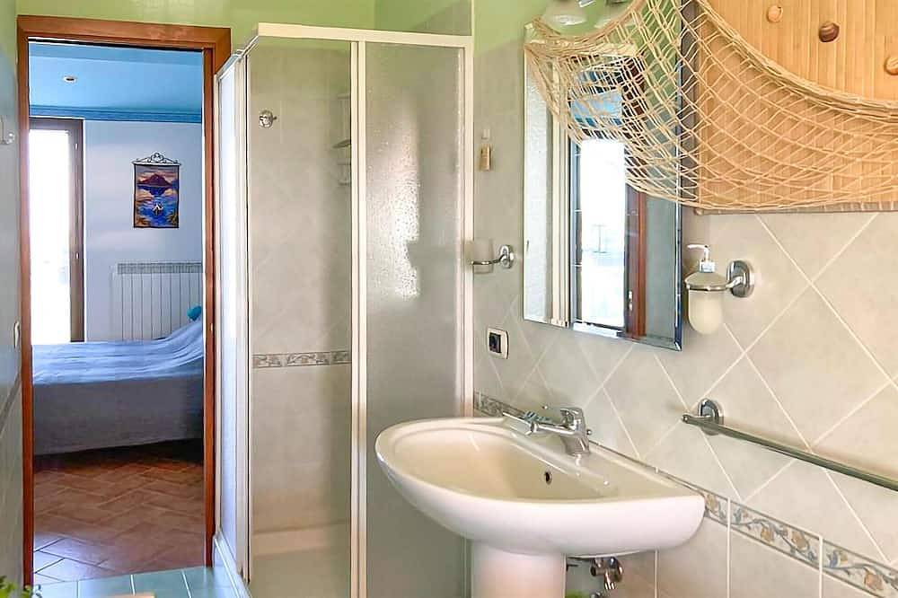 Entire apartment, Stunning apartment in Montefiascone in Montefiascone, Lake Bolsena