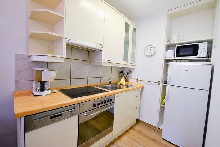 Ferienwohnung für 4 Personen, mit Sauna und Ausblick sowie Balkon, mit Haustier in Sahlenburg - 4