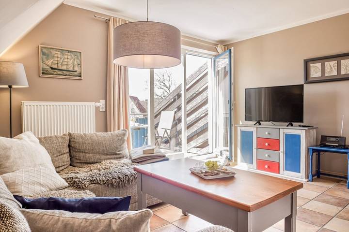 Ferienwohnung für 4 Personen, mit Balkon und Sauna in Zingst