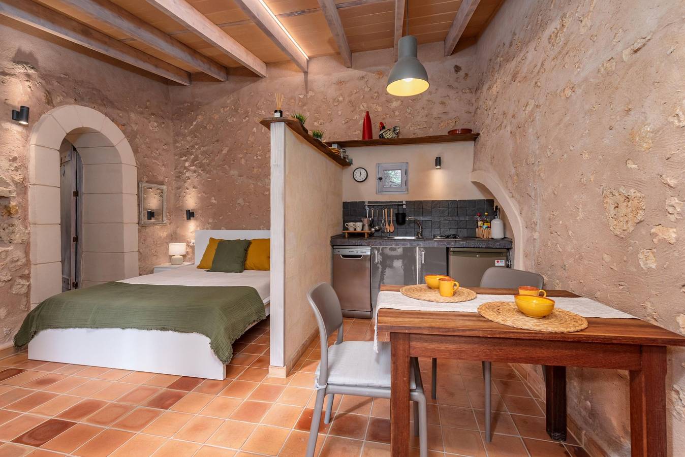 Can Pina - Eco Groc - Apartment with shared pool in Costitx. Free Wifi in Costitx, Mallorca Inselmitte