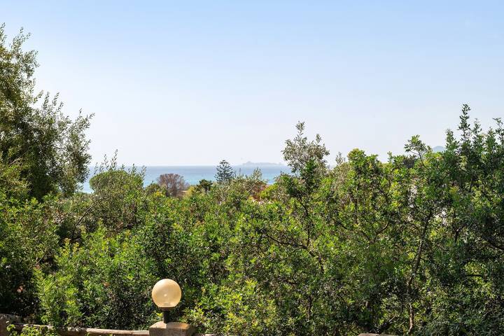 Casa Sosi - Costa Rei: Charming Holiday Home Near Beach with Garden and Sea View in Costa Rei, Muravera