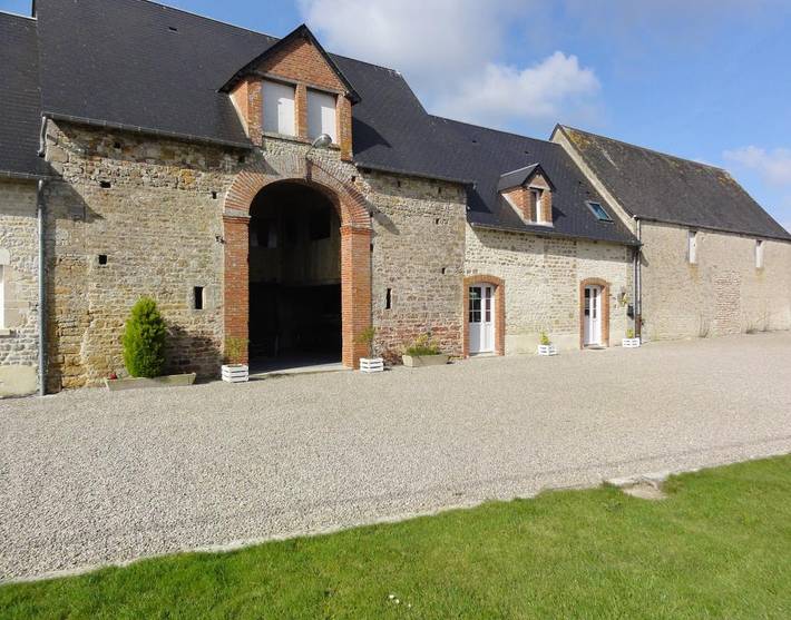 Gîte pour 6 personnes, avec terrasse et jardin