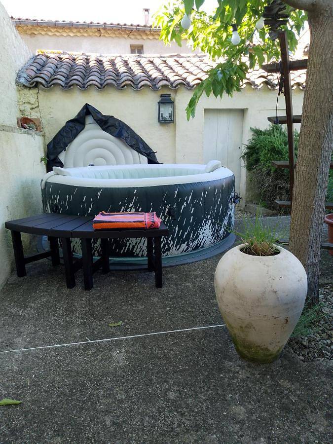Chambre d’hôte pour 2 personnes, avec jardin et jacuzzi dans l' Aude - 3