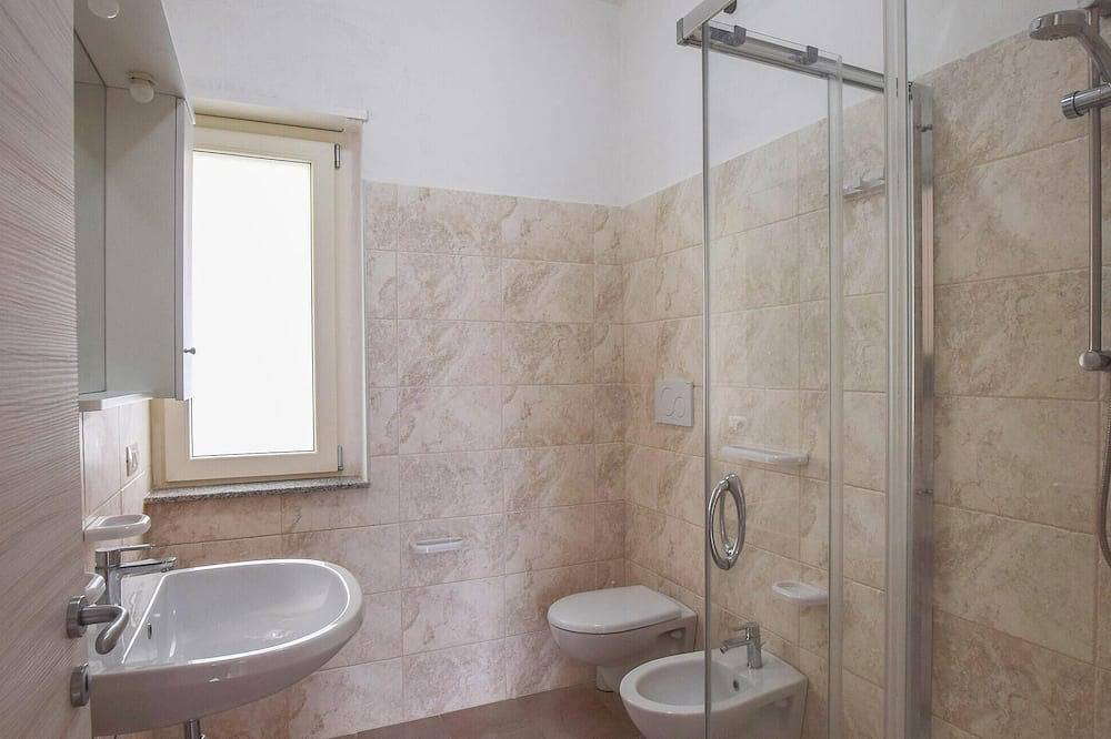 Ganze Wohnung, Schöne 1-Zimmer-Wohnung in Ricadi in Santa Maria (Vibo Valentia), Vibo Valentia Provinz